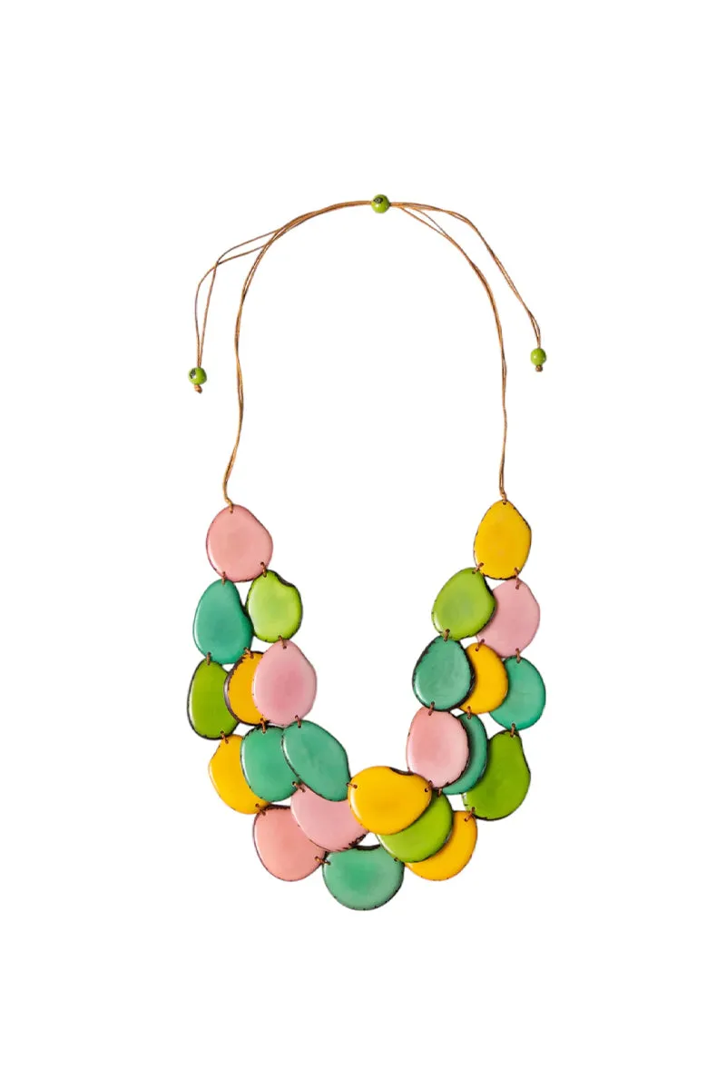 Amigas Necklace