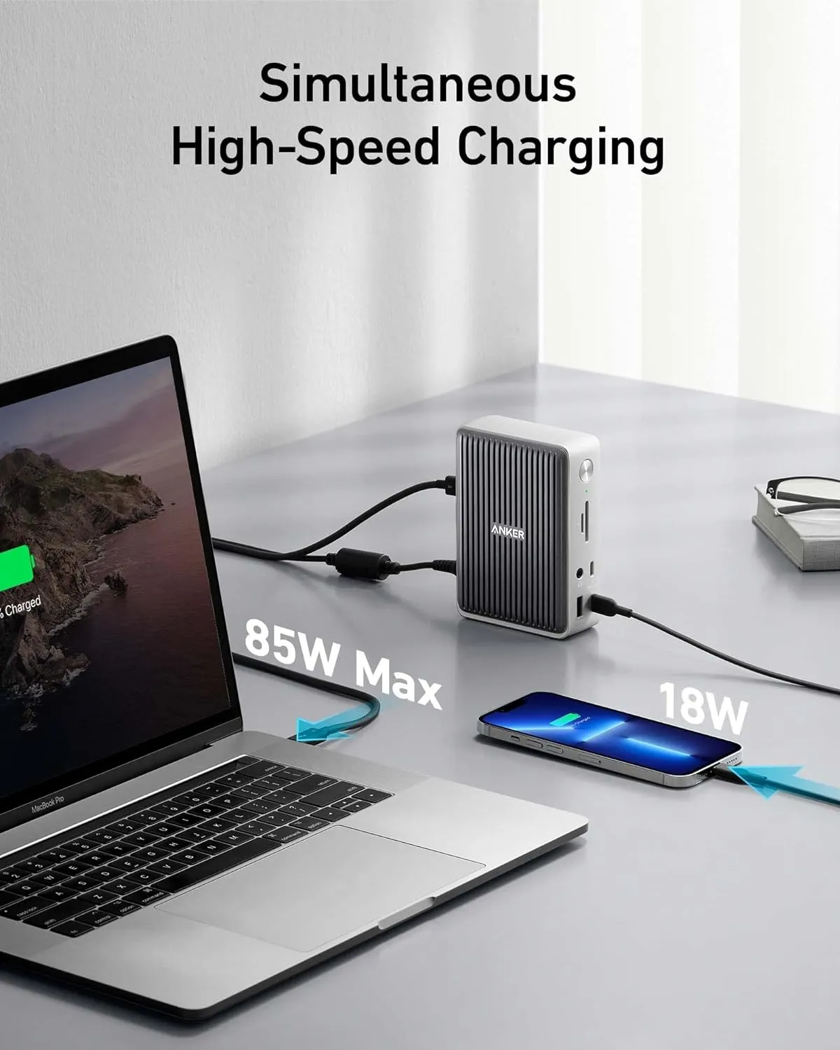 Anker 577 Docking Station (13-in-1, Thunderbolt 3)